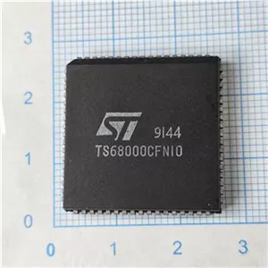 آی سی TS68000CFN10 TS68000 68000 PLCC