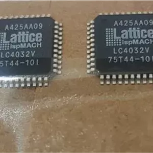 آی سی LC4032V-75T44-10I LC4032V-75T44 LC4032V