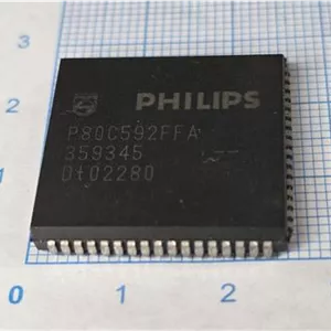 P80C592FFA P80C592 80C592 80592 PLCC