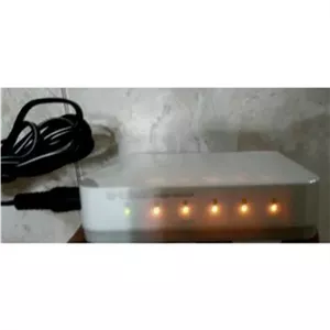 سوئیچ 5 خونه پر سرعت گیگا مدل D-LINK DGS 1005A