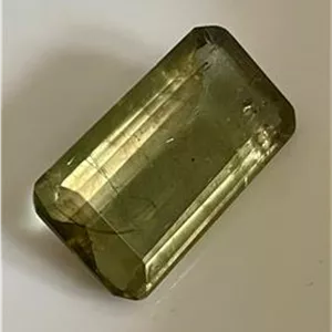 سنگ توپاز غولپیکر رنگ خاص 44 قیراط