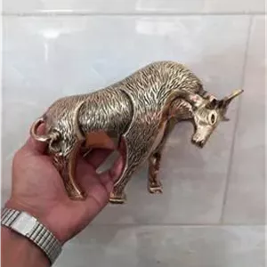 مجسمه برنجی بوفالو زیبا