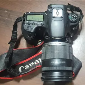 دوربین کانن مدل 60D به همراه لنز 18-200 کانن