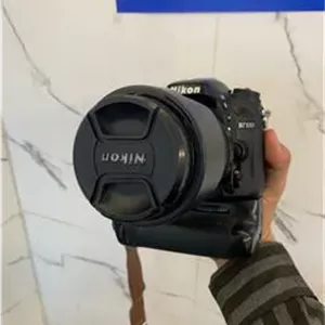 دوربین نیکون D7100 دولنز گریپ