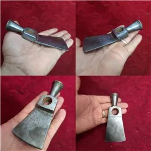 تیشه فولاد نقشدار قاجاری