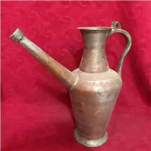 آفتابه بزرگ مسی قدیمی