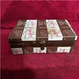 صندوقچه چوبی روکش فلزی قدیمی