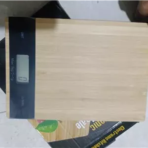 ترازوی دیجیتال گرمی تا5 کیلو حساسیت 1 گرم