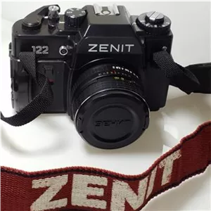 دوربین زنیت 122 Zenit روسی، فلاش ناسیونال و کیف