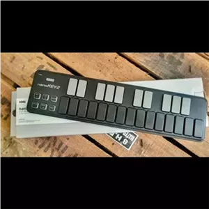 میدی کیبورد korg nanokey2