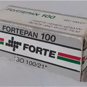 فیلم عکاسی سیاه و سفید 120 فورته تاریخ 1999