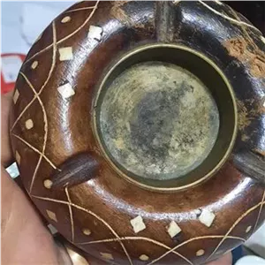 جاسیگاری قدیمی صدف کاری شده