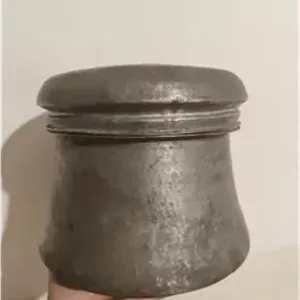 دیگ مسی کهنه