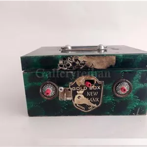 قلک فلزی قدیمی طرح صندوقچه (کد49398)