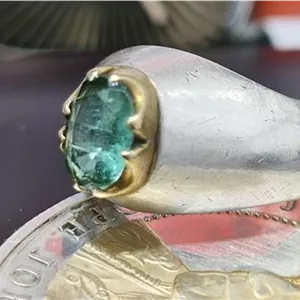 انگشتر زمرد کلمبیا کریستالی