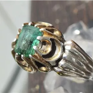 انگشتر زمرد زامبیا کریستالی معدنی