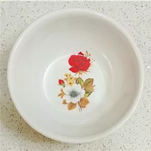 تعداد 6عددکاسه ملامین طرح دسته گل بابونه