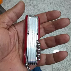 چاقو سویس اورجینال توضیح خوانده شود