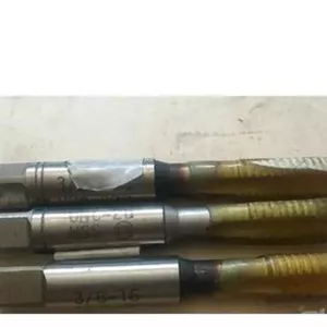 3قلاویز خارجی 16_38 unc آکبند