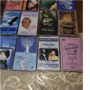 کاست بیکلام کنی جی کریسی برگ.پاواراتی