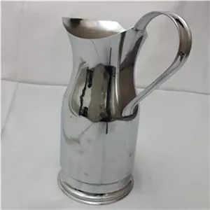 پارچ برنجی متوسط