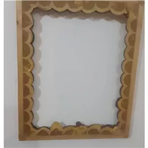 قاب ایینه چوبی