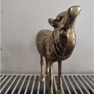 مجسمه برنجی اهو