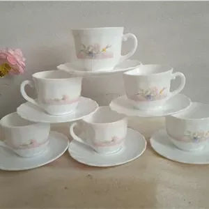 ست فنجان و نعلبکی آرکوپال اصل فرانسه نوی نو