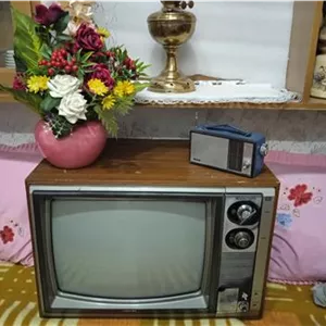 تلویزیون سیاه وسفید قدیمی توشیبا ژاپن انتیک