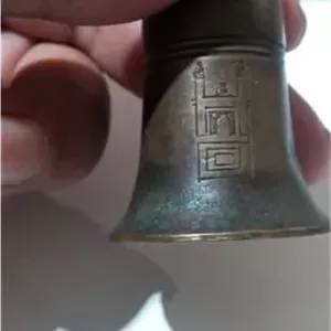 نمکدان بسیار قدیمی با اصالت حداقل 100سال
