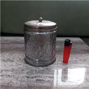 قوطی برنجی با قلم پرس قدیمی ارزنده 
