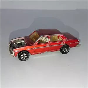 ماکت ماشین PEUGEOT 604 ساخت فرانسه سال 1975 قدیمی