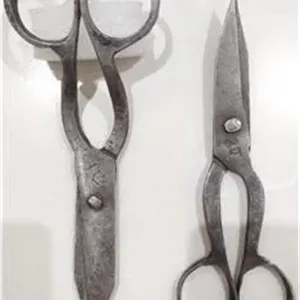 سه عدد قیچی فولادی دست ساز قدیمی