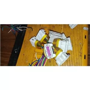 سوکت سه شاخ چراغ