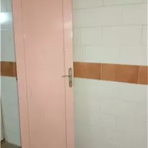 درب ام دی اف هایکلاس با دستگیره و قفل