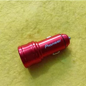 شارژر فندکی به USB پایونیر پنچ ولت سه و چهار آمپر