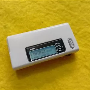 موزیک MP3 پلیر باتری خور اصل کریتیو یک گیگابایت