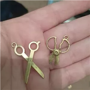 آویز قیچی برنزی