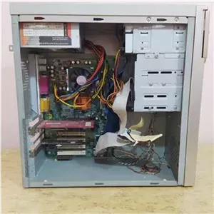 کلکسیونی ویندوز98 رم 640 mb پنتیوم 2