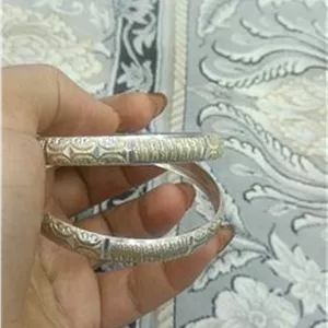 دو عدد النگو بسیار زیبا نقره