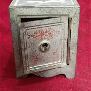 قلک قدیمی بسیار زیبا