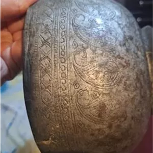 کاسه مسی قاجاری کعب دار بته جقه توضیحات