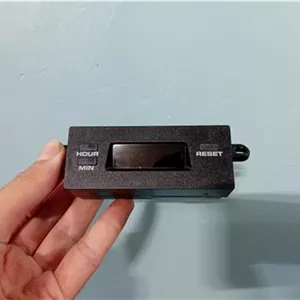 ساعت ماشین پراید سالم و تست شده نور یخی زیبا