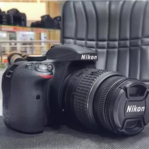 دوربین Nikon D3300 در حد آک با 3800 شات