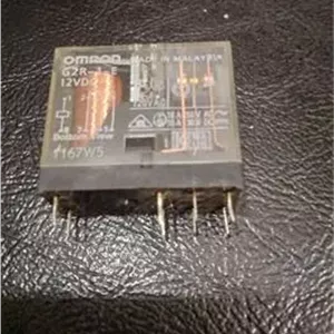 رله 12 ولت 8 پایه omron