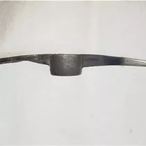 کلنگ تیشه نظامی