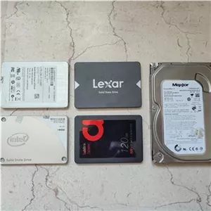4 عدد SSD کم کار و هارد 500