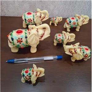 مجسمه قدیمی فیل