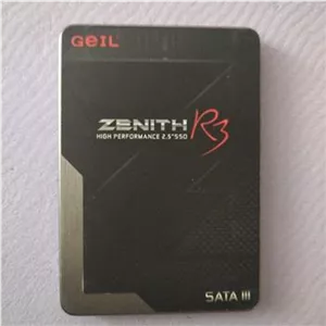 SSD GEIL ZENITH R3 240G