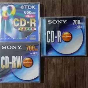 3 عدد سی دی خام قابدار SONY و TDK (ملاحظه توضیحات)